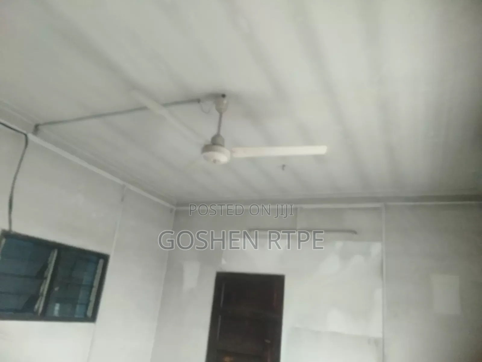 Economy Office To Let At Mwembe Tayari Mombasa City (Cbd) in Mombasa CBD