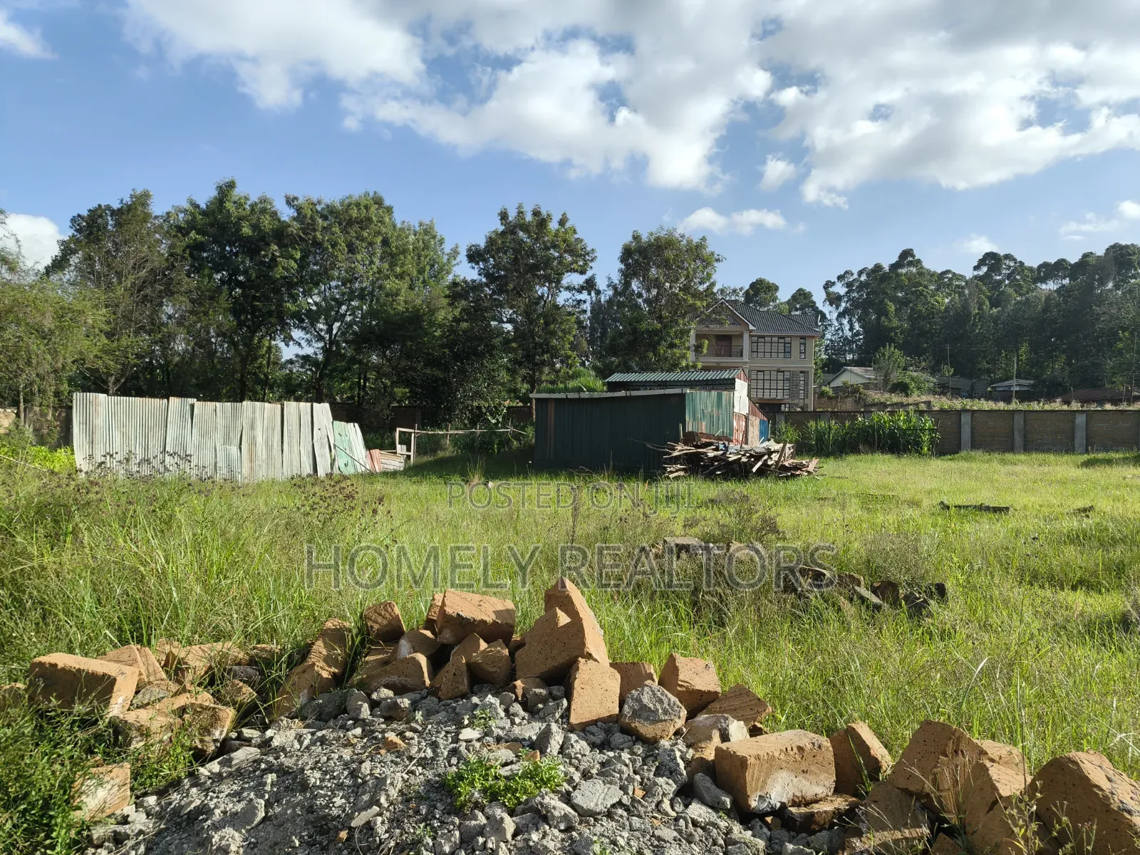 Affordable Residential Quarter Acre Plot for Sale in Kerarapon Drive in Kerarapon