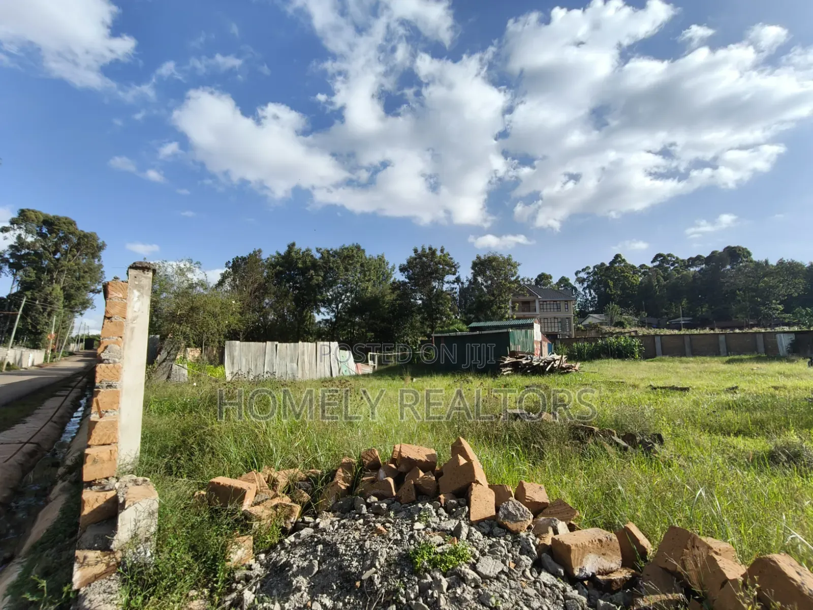 Affordable Residential Quarter Acre Plot for Sale in Kerarapon Drive in Kerarapon