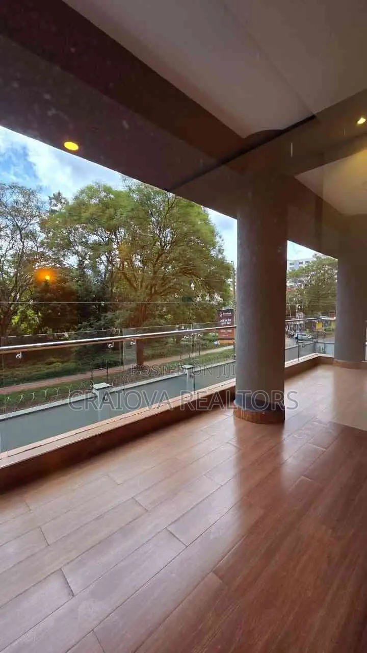 8bdrm Duplex in Spring Valley for sale in Spring Valley