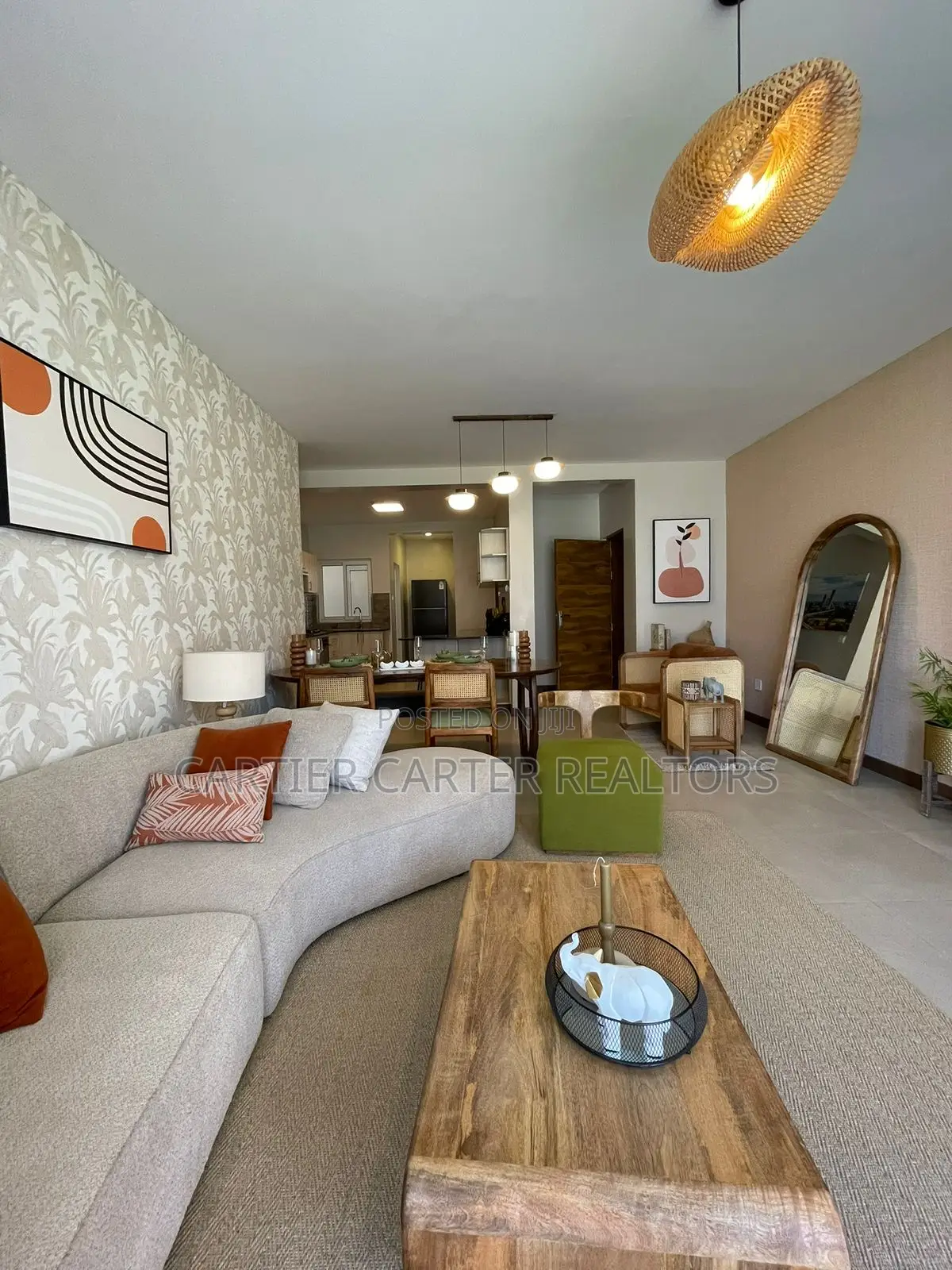 2bdrm Apartment in Gateway Mall Area for sale in Gateway Mall Area