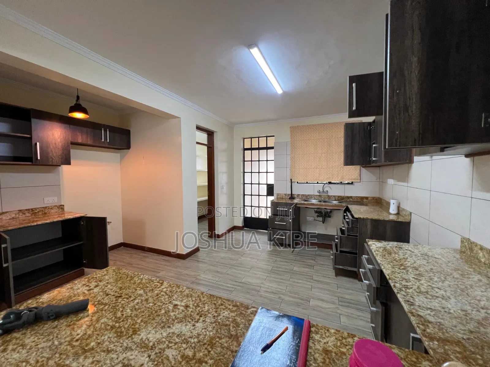Spacious 4bedroom Plus DSQ in Mugutha in Membley Estate