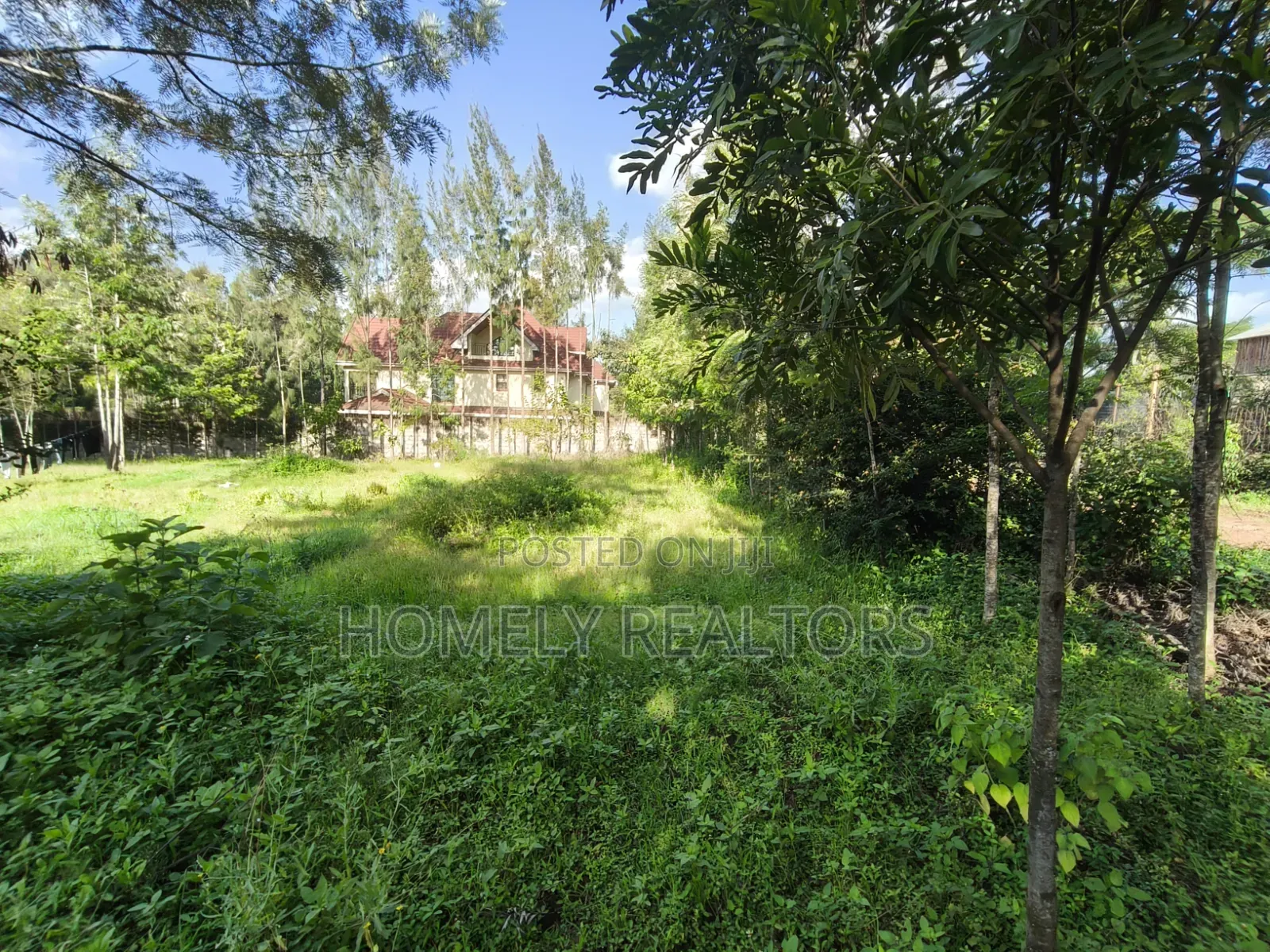 Residential Quarter Acre Plot for Sale in Kerarapon Drive in Kerarapon