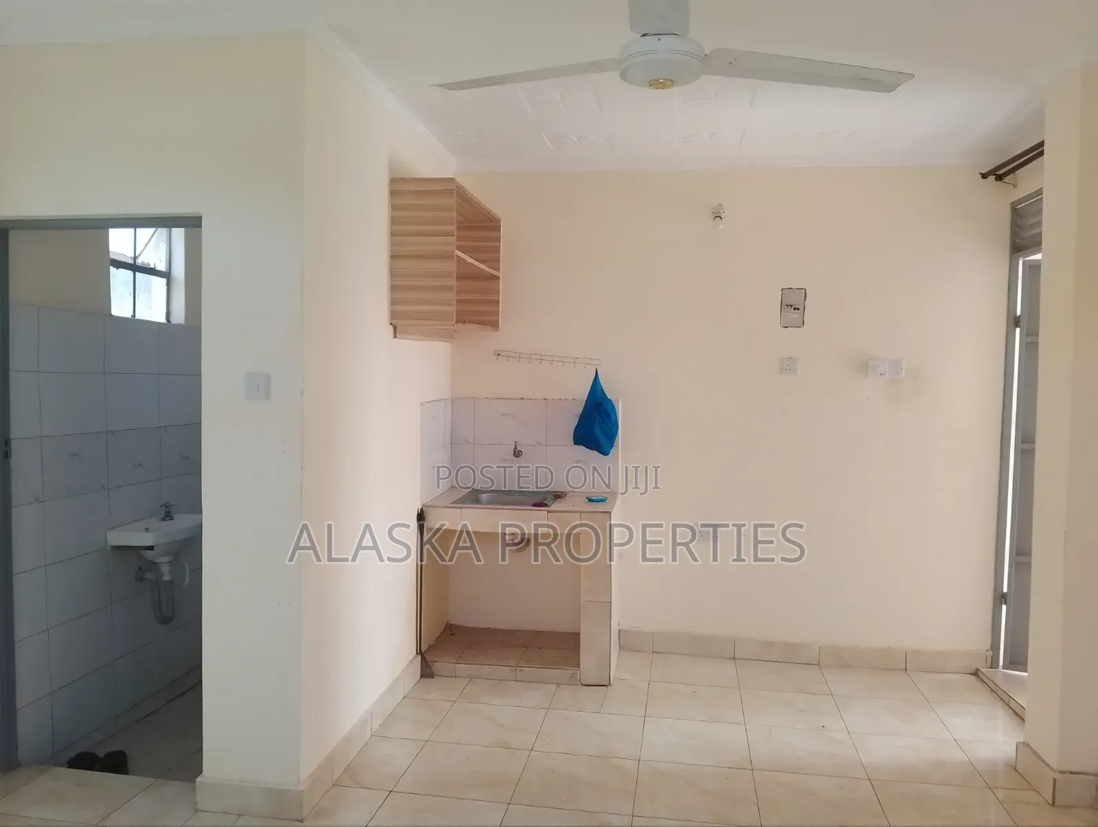 1bdrm Bedsitter in Gichaga Estate, Ziwa la Ngombe for rent in Ziwa la Ngombe