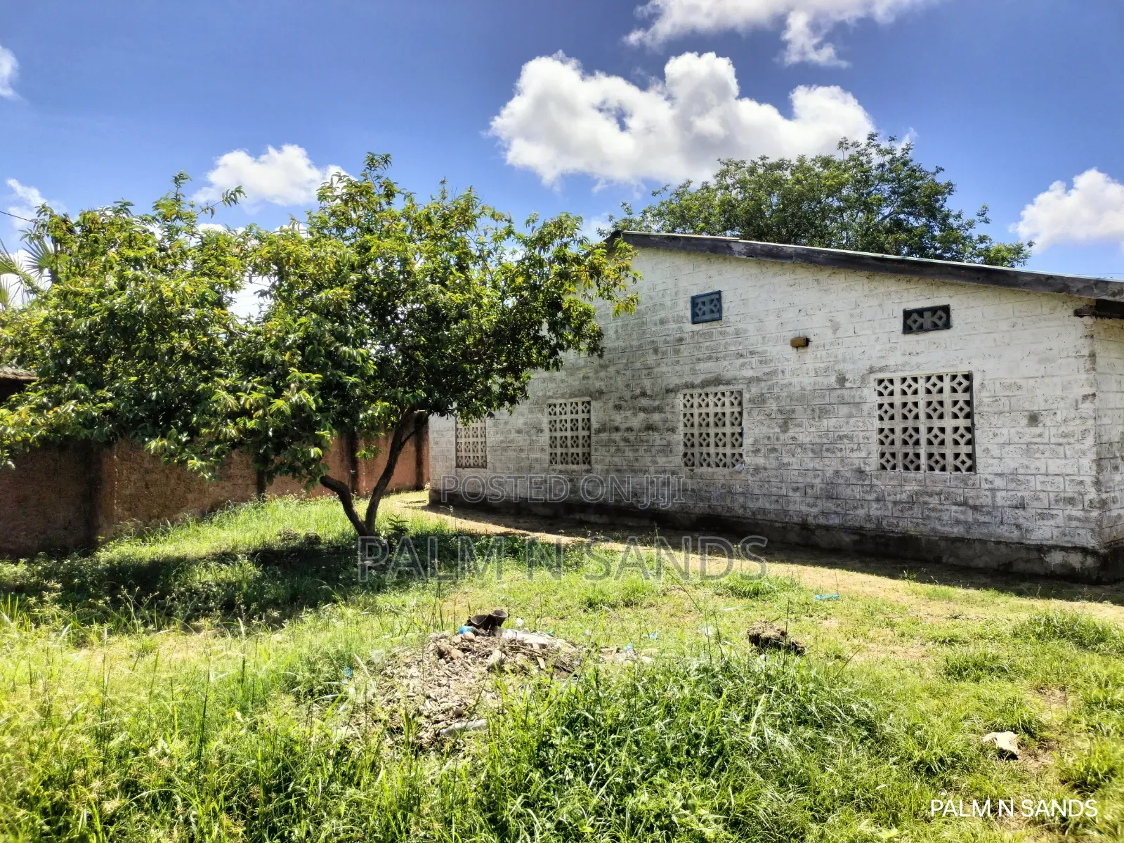 Konamsa Diani Prime Property on a Quarter Acre in Ukunda