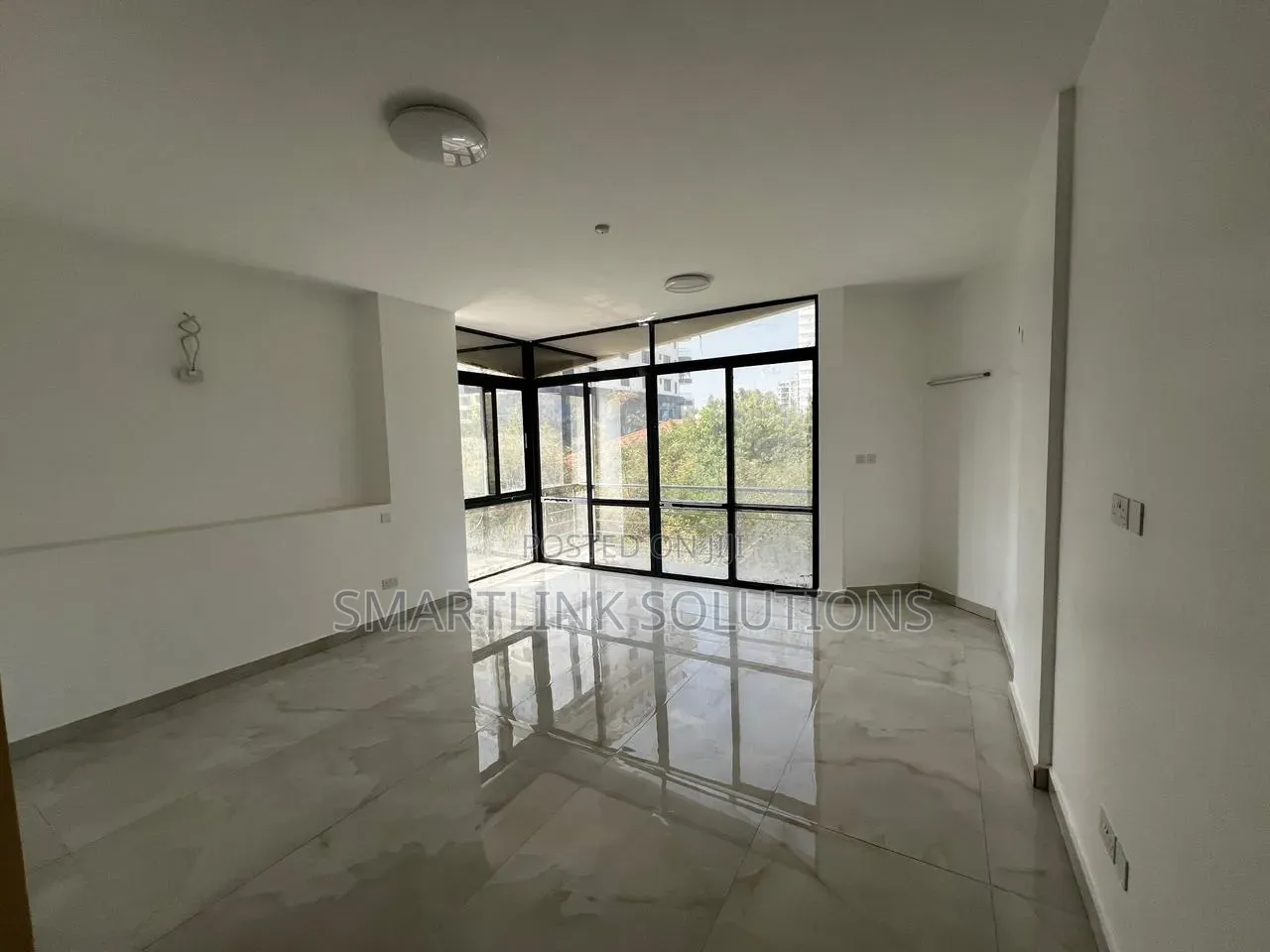 3bdrm Apartment in Nyali for sale in Nyali Mkomani