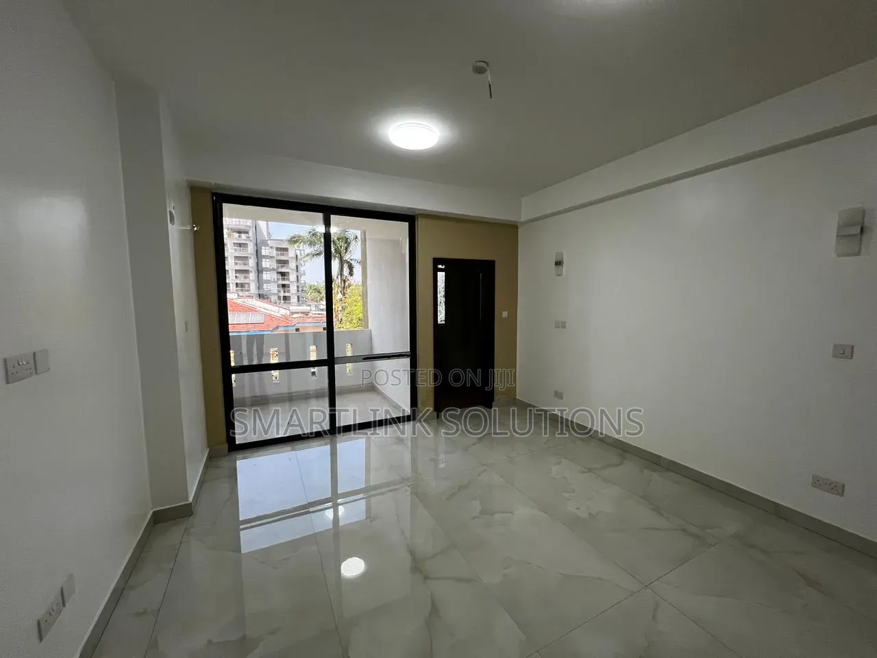 3bdrm Block of Flats in Elerfurg, Kizingo for sale in Kizingo