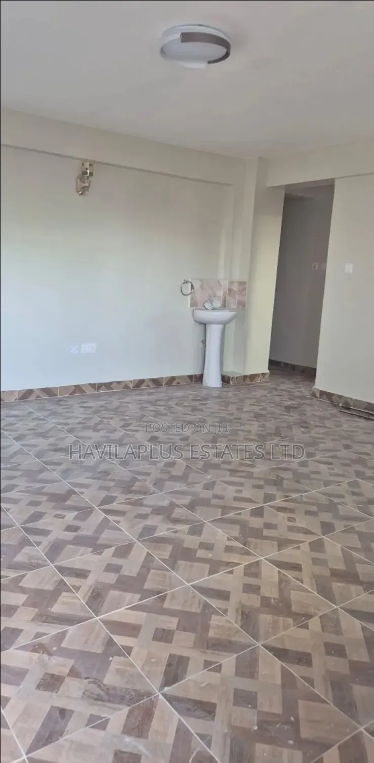 2bdrm Apartment in Complex Utawala for rent in Complex Utawala