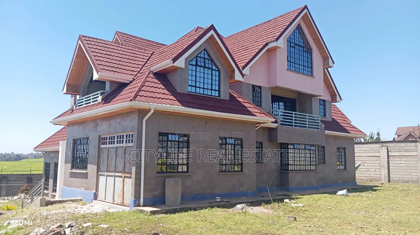 6bdrm Villa in Cianda, Ndumberi for sale in Ndumberi