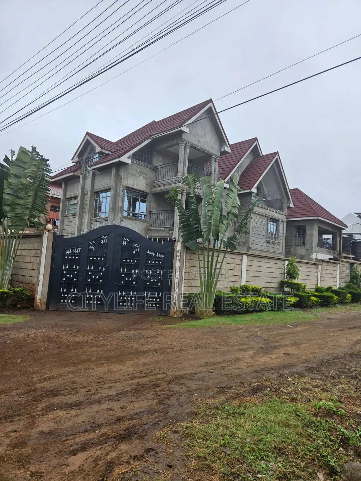 8bdrm Villa in Varsityville Estate, Kamakis for sale in Kamakis