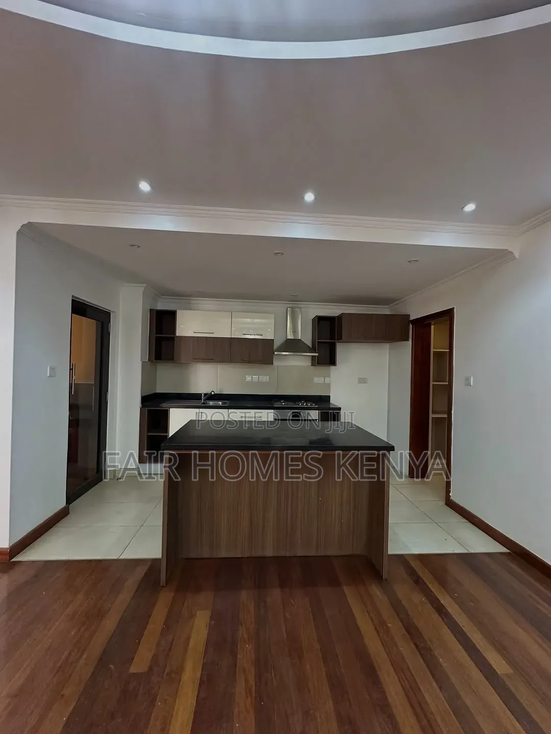 4bdrm Townhouse / Terrace in Valley Arcade for rent in Valley Arcade