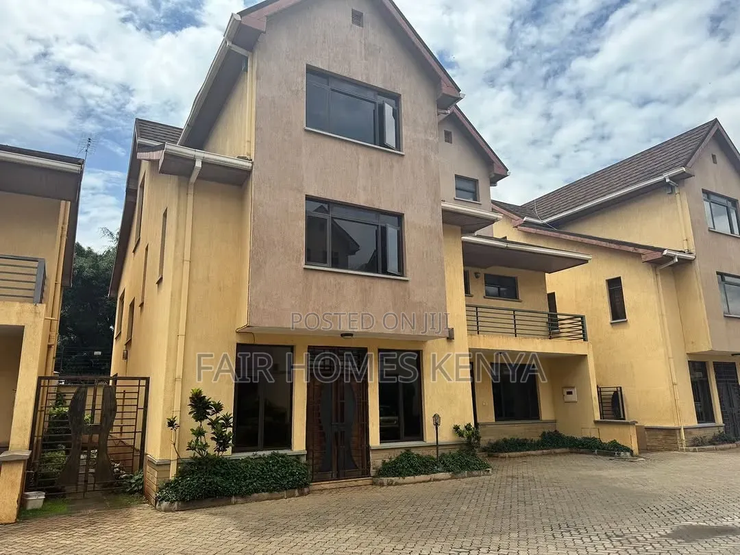 5bdrm Townhouse / Terrace in Gitanga Road, Valley Arcade for rent in Valley Arcade