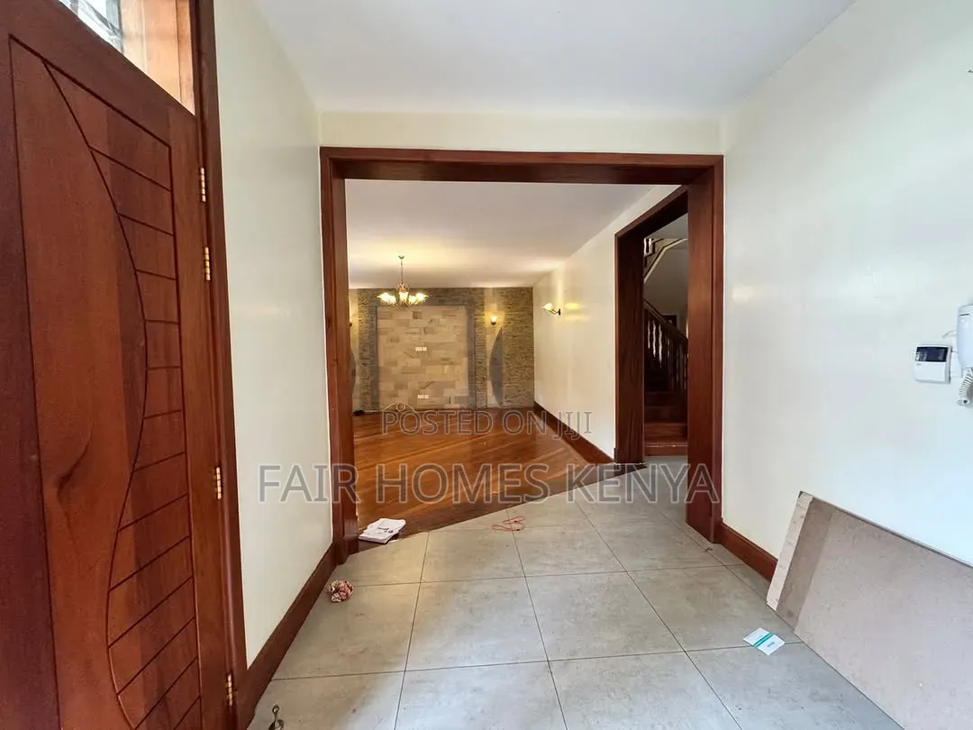 5bdrm Townhouse / Terrace in Gitanga Road, Valley Arcade for rent in Valley Arcade