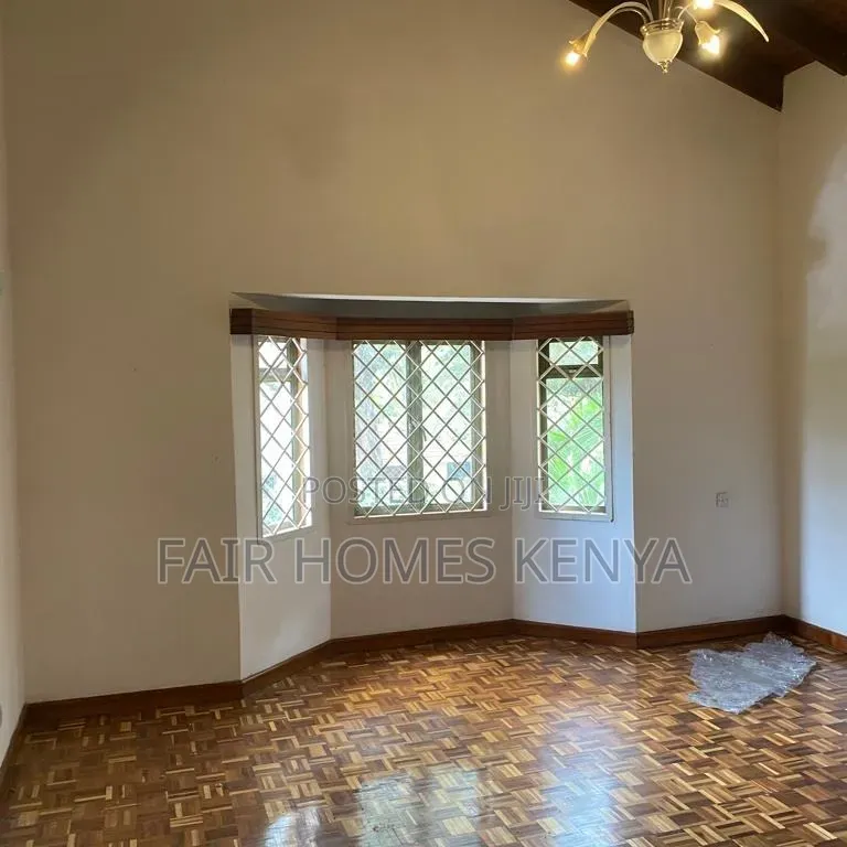 5bdrm Townhouse / Terrace in Gitanga Road, Maziwa for rent in Maziwa