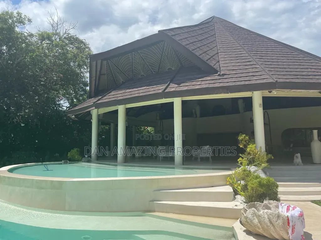 Furnished 6bdrm Villa in Diani On 1/2 Acre for sale in Diani