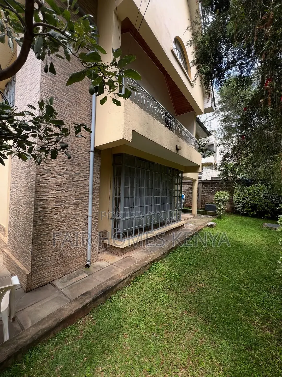5bdrm Townhouse / Terrace in Lavington Green, Muthangari for rent in Muthangari