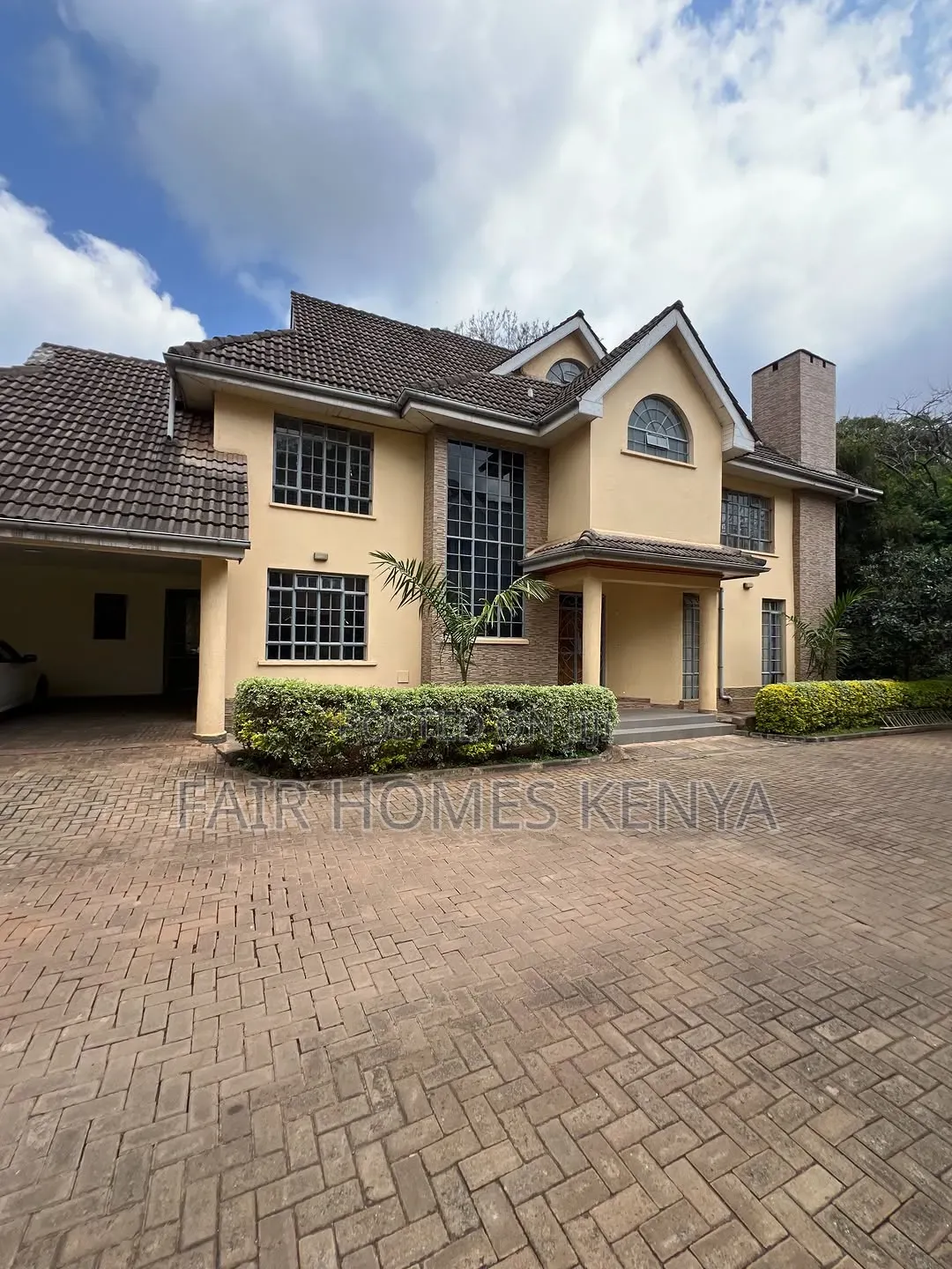 5bdrm Townhouse / Terrace in Lavington Green, Muthangari for rent in Muthangari