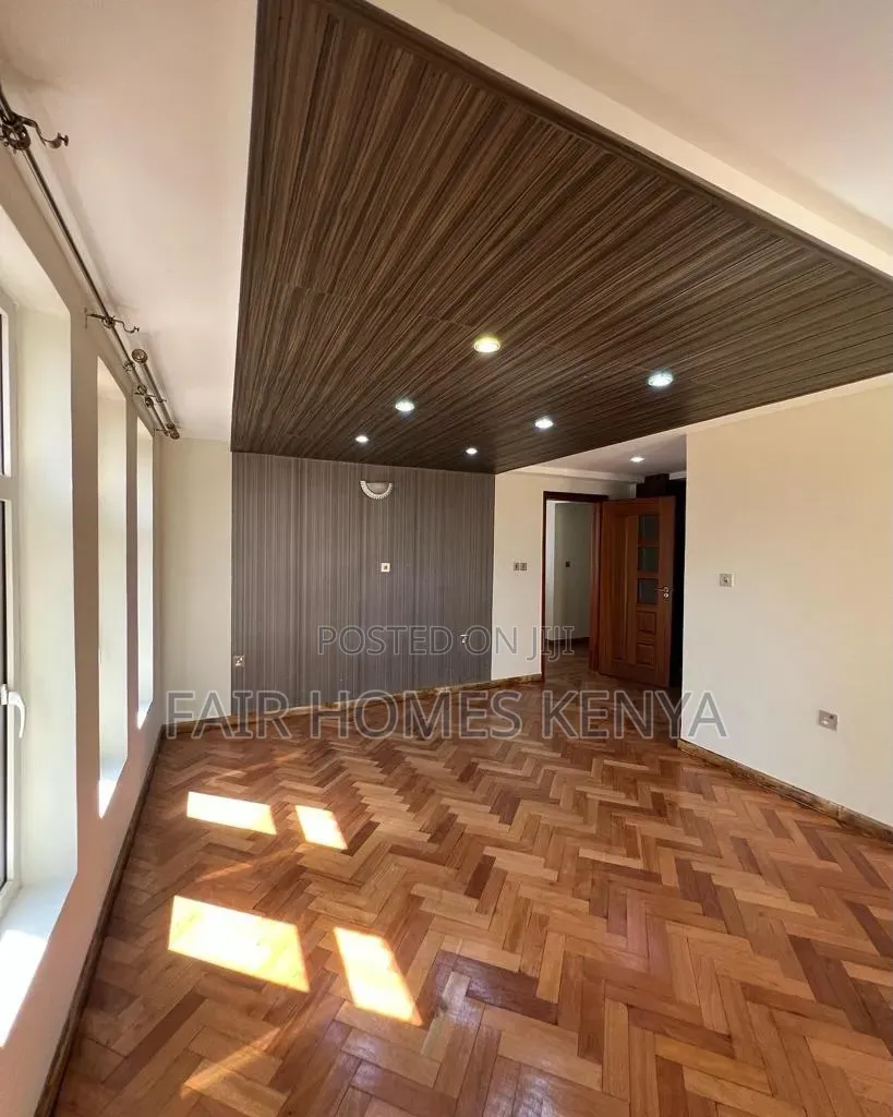 5bdrm Townhouse / Terrace in Lavington Green, Muthangari for rent in Muthangari
