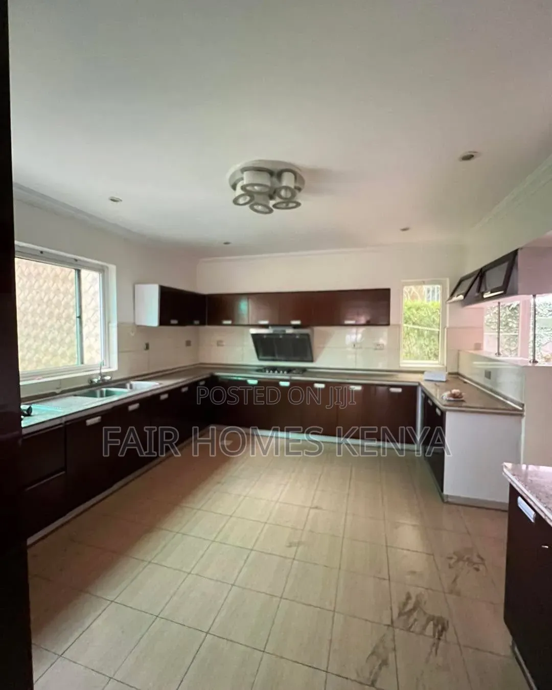 4bdrm Townhouse / Terrace in Riverside Drive for rent in Riverside Drive