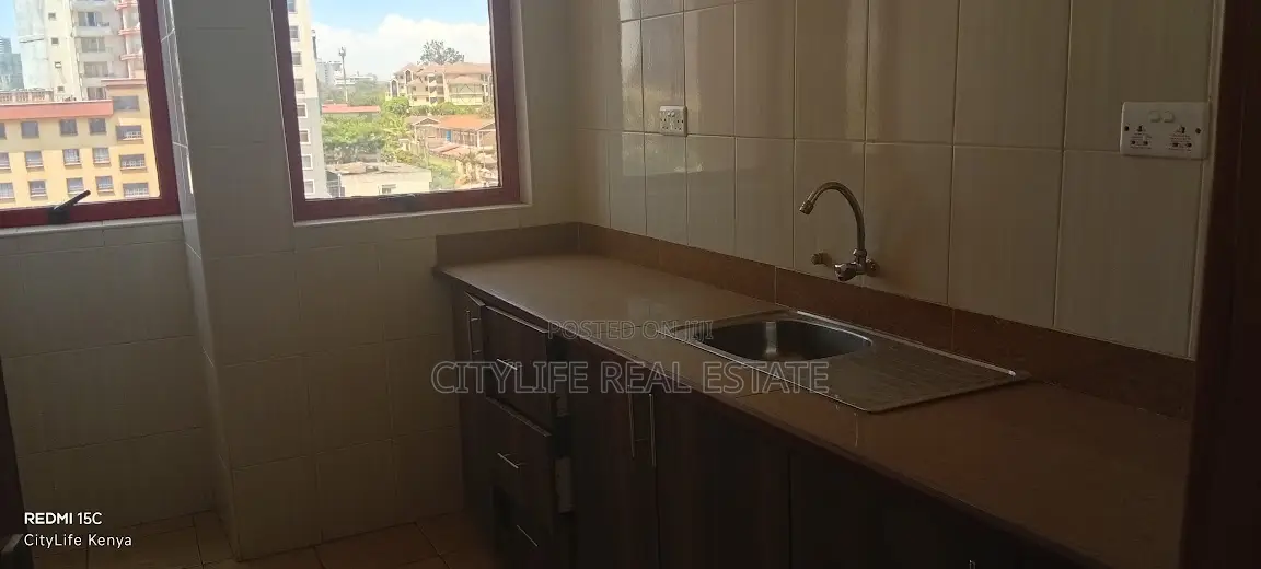 Ngara, Office Space On Ngara Road In 5th Floor 1025 Sqft in Ngara