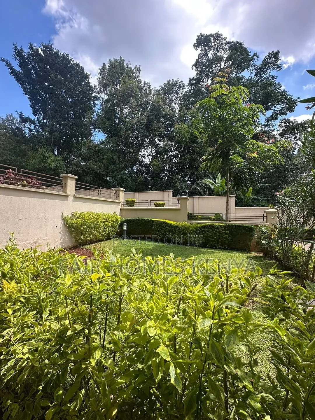 4bdrm Townhouse / Terrace in Lavington Mall, Muthangari for rent in Muthangari