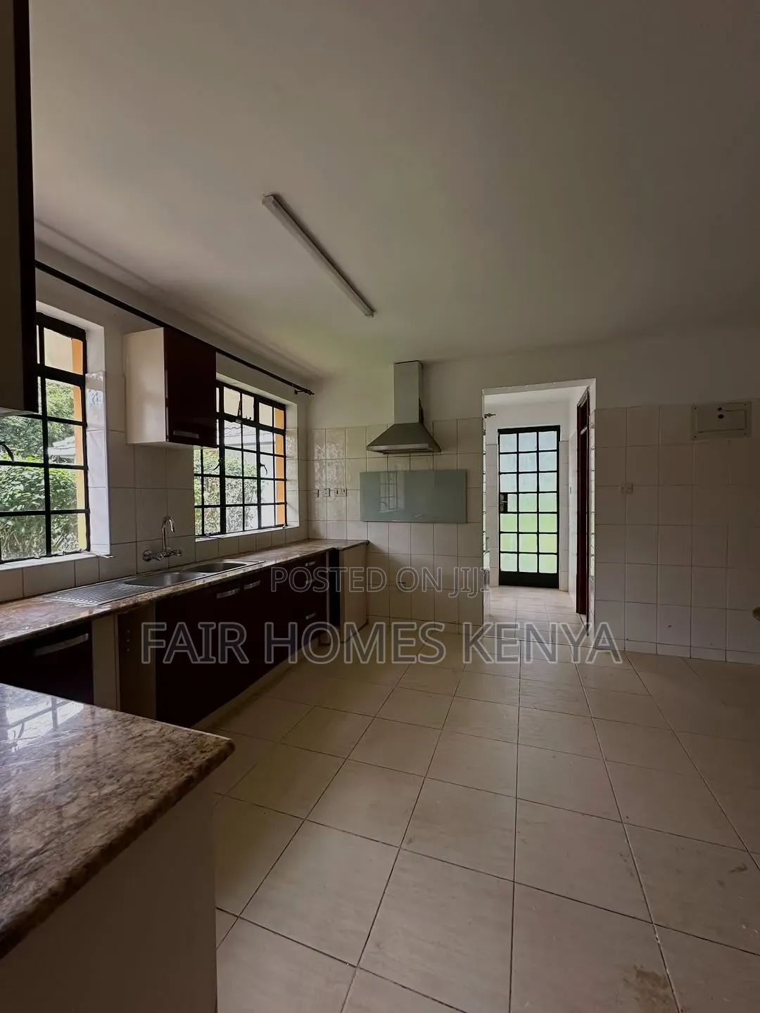 4bdrm Townhouse / Terrace in Lavington Mall, Muthangari for rent in Muthangari