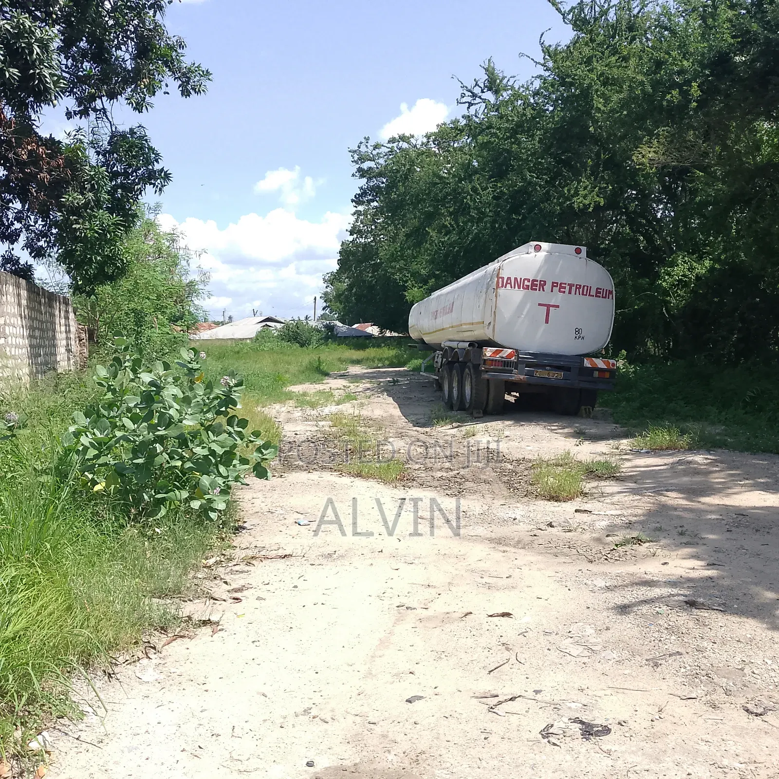 Yard to Let Changamwe in Magongo