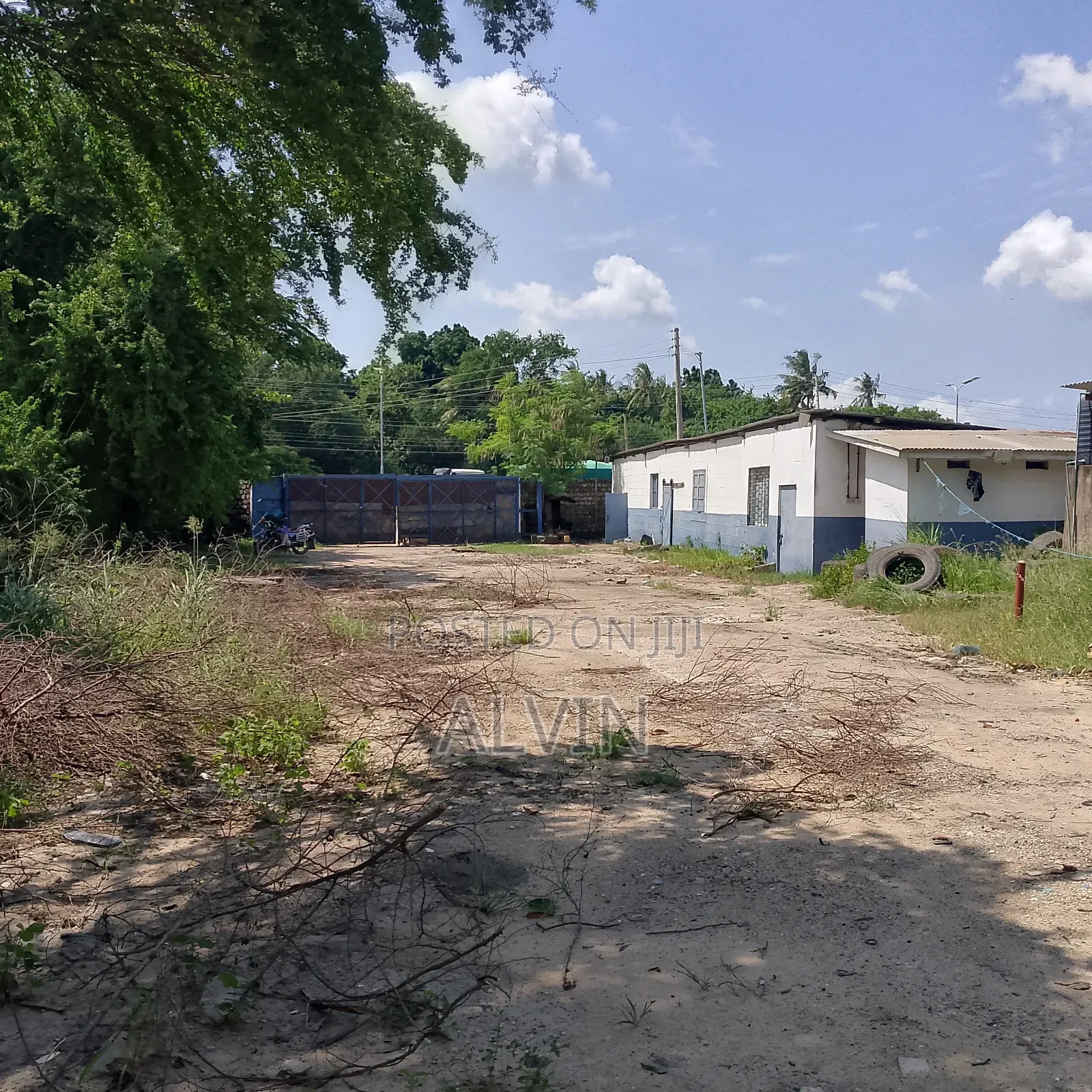 Yard to Let Changamwe in Magongo