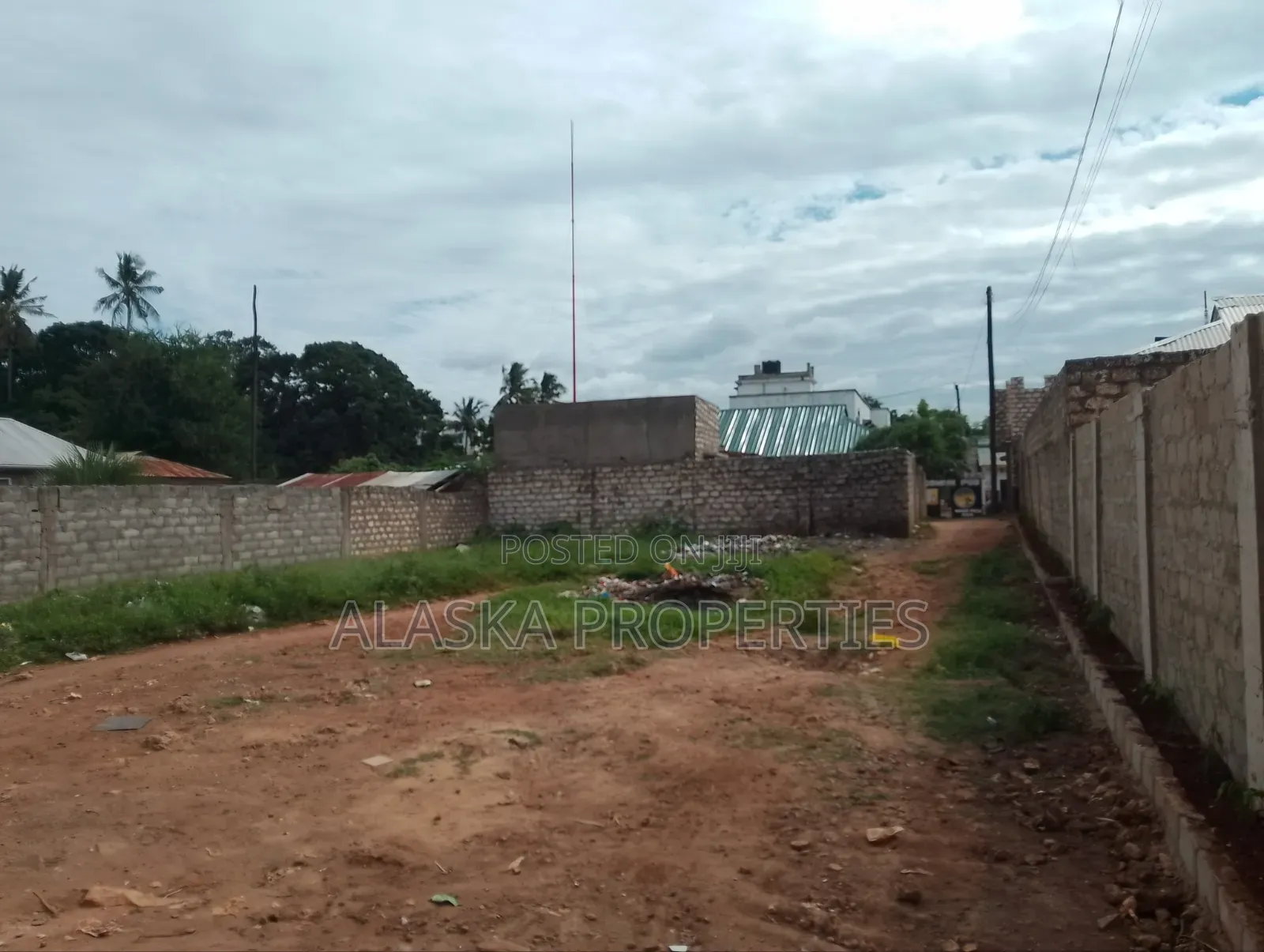 40by80 Plot for Sale at Beach Road Gichaga Estate in Ziwa la Ngombe