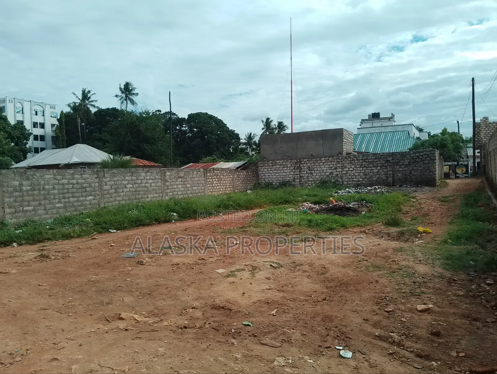 40by80 Plot for Sale at Beach Road Gichaga Estate in Ziwa la Ngombe