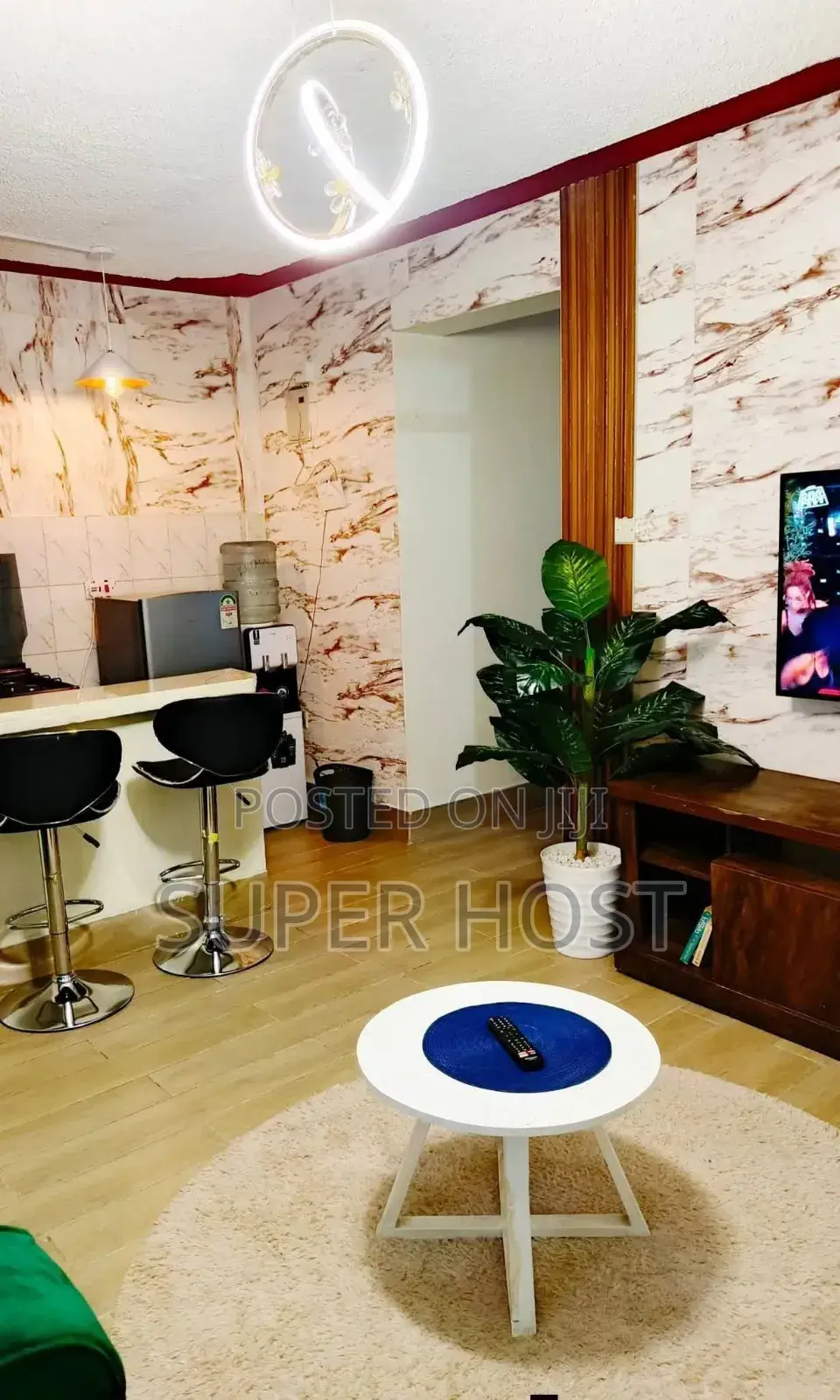 Spacious One Bedroom Airbnb Ruaka Town in Ruaka