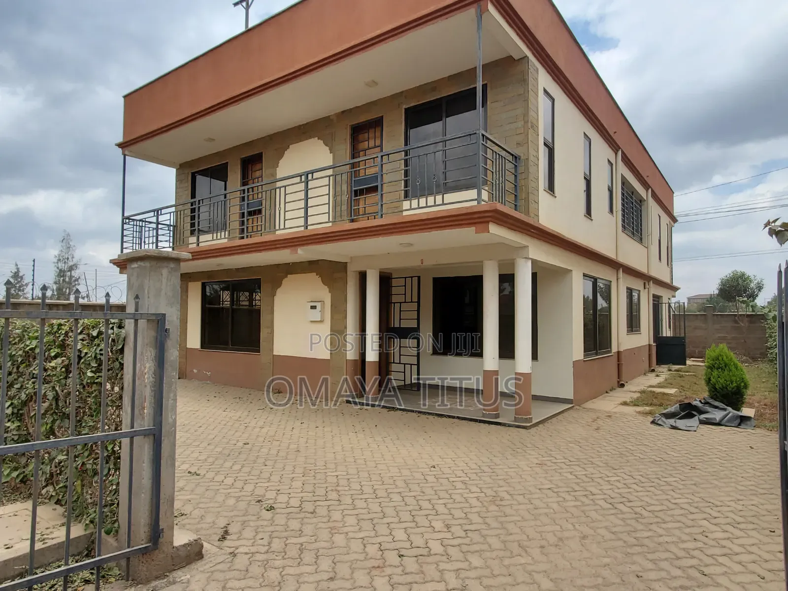 5bdrm Villa in Gateway Mall Area for rent in Gateway Mall Area