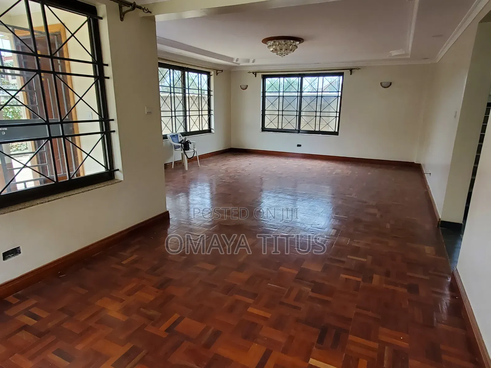 5bdrm Villa in Gateway Mall Area for rent in Gateway Mall Area