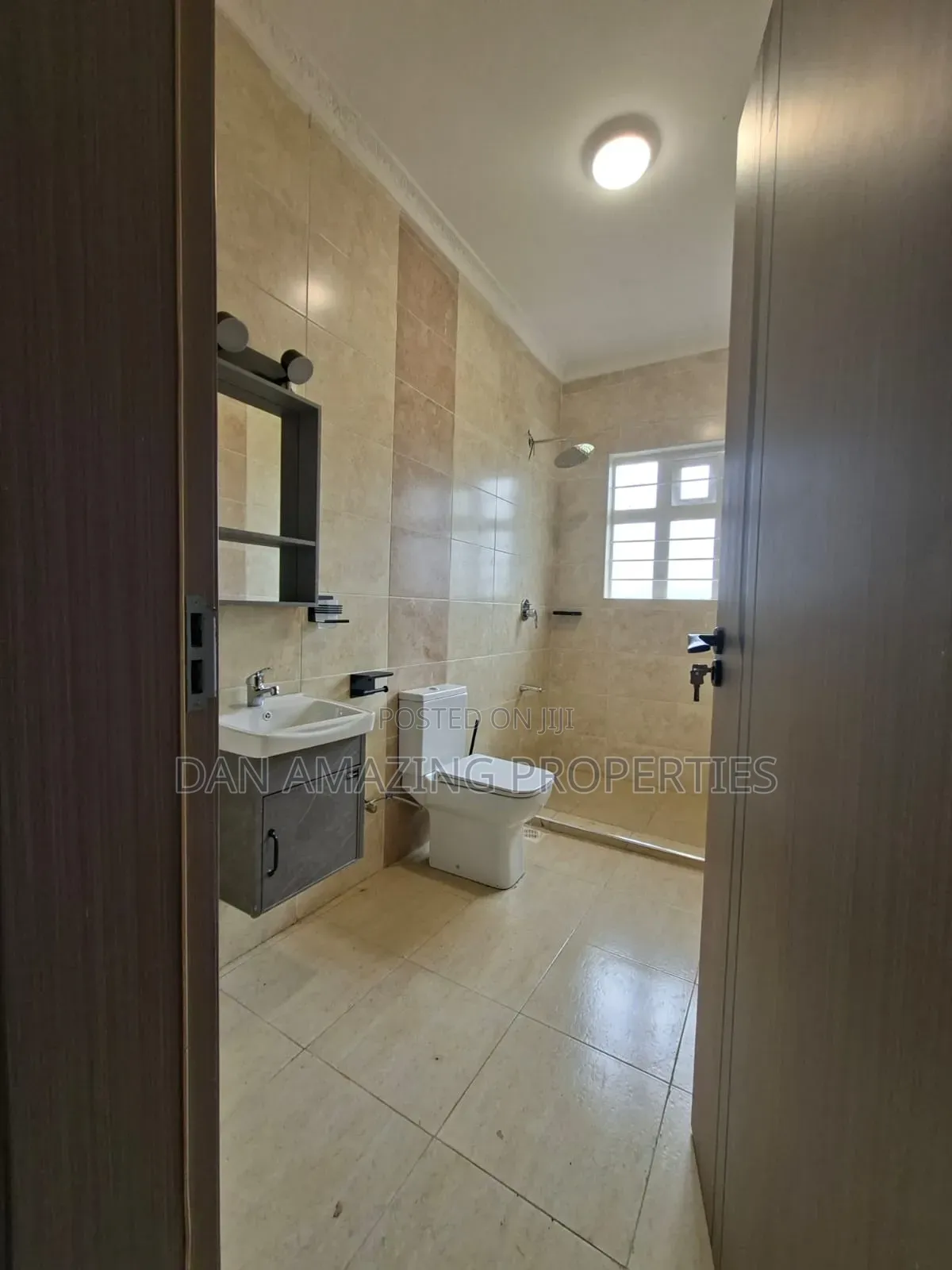 5bdrm Maisonette in Kamangu, Karai for rent in Karai