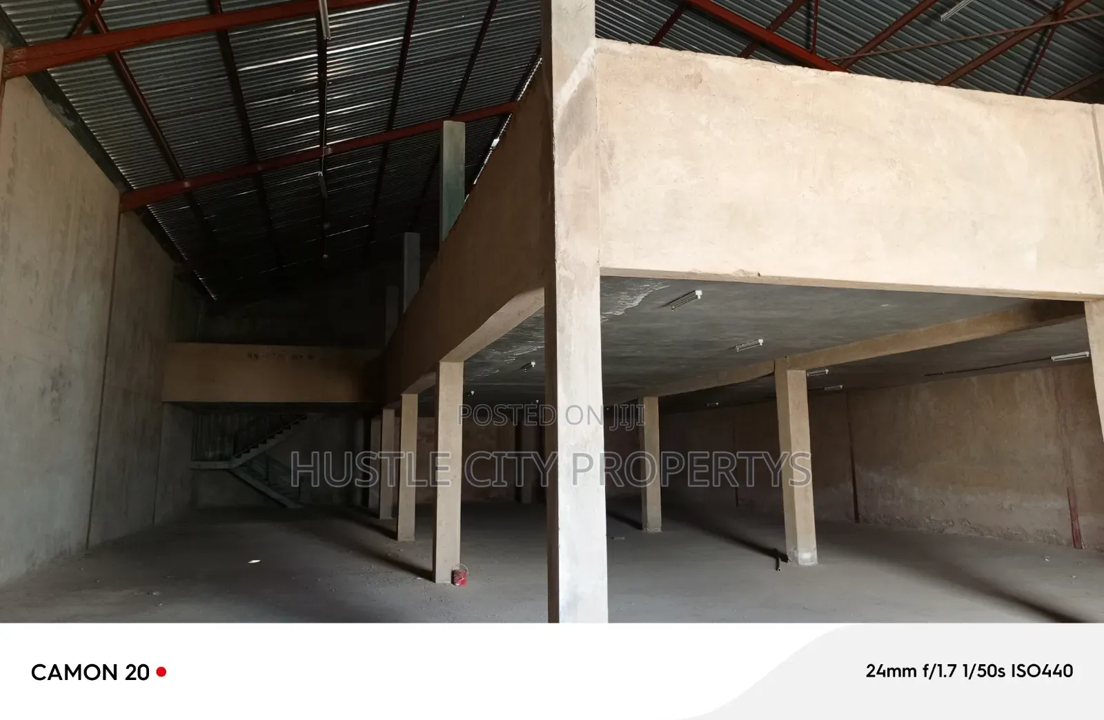 Spacious Godown to Let With Mezzanine.
Ideal for Storage and Logistics in Mombasa Road