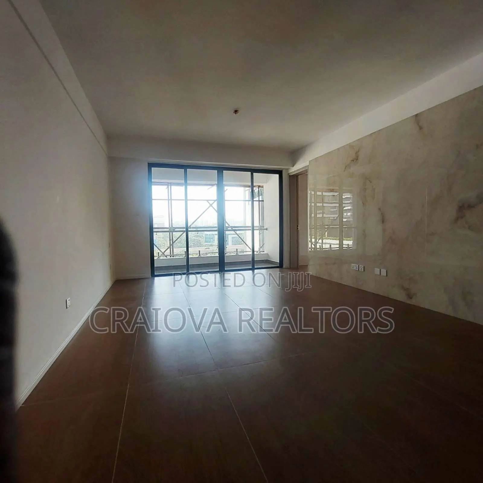 2bdrm Apartment in Grosvenor Residences, Raphta Road Area for sale in Raphta Road Area