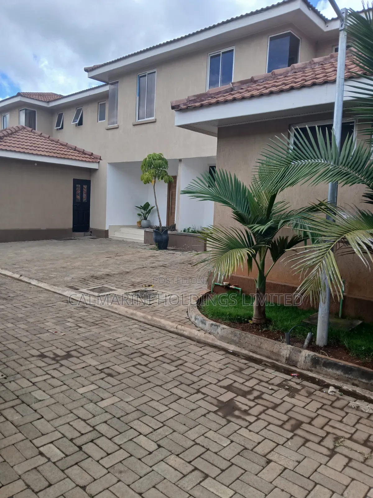 3bdrm Maisonette in Garden Estate, Gataka for sale in Gataka
