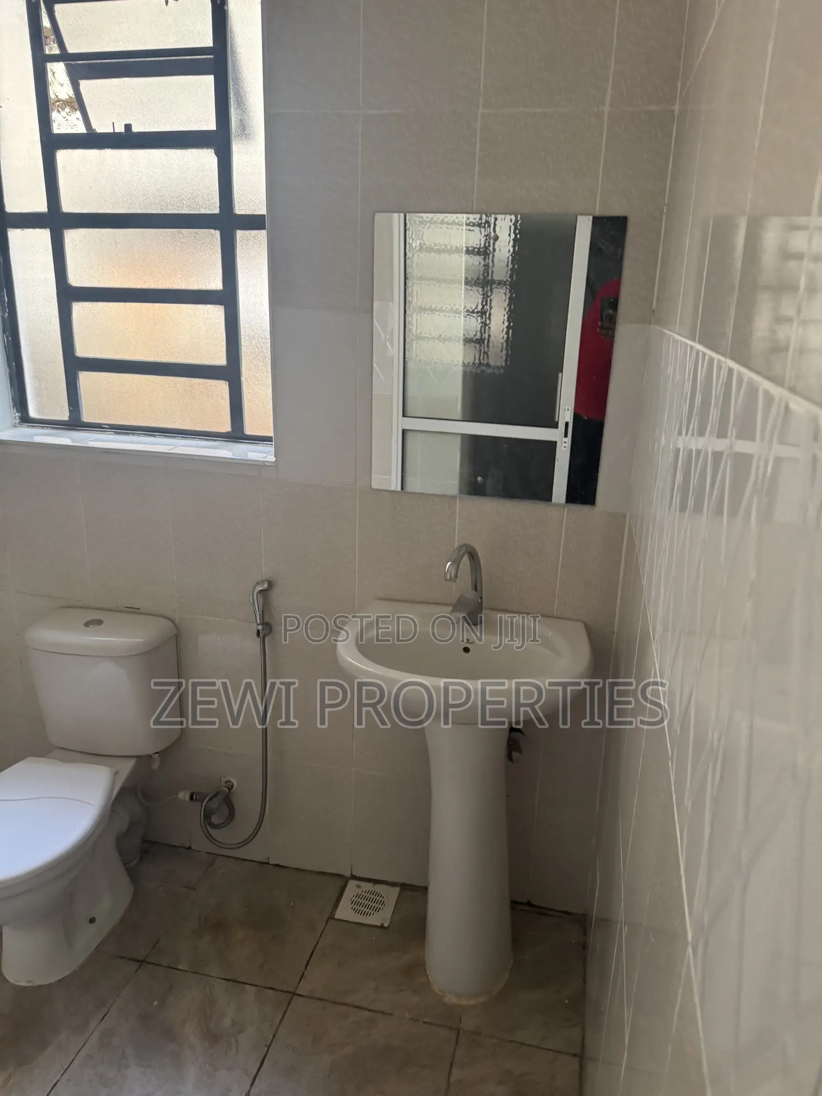 3bdrm Bungalow in Oluulua for sale in Oluulua