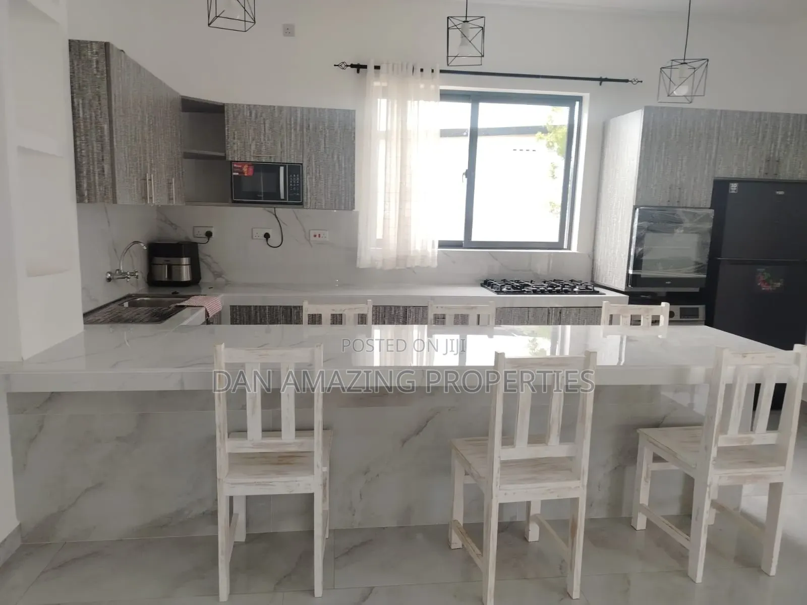 Furnished 3bdrm Villa in Lofta Rd, Diani for sale in Diani