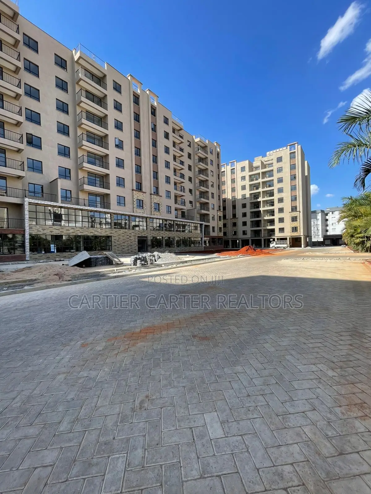 2bdrm Apartment in Gateway Mall Area for sale in Gateway Mall Area