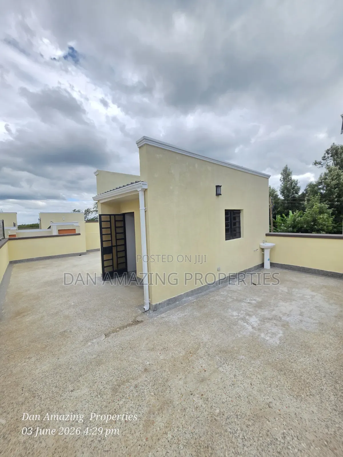 3bdrm Townhouse / Terrace in Roimen, Matasia for rent in Matasia