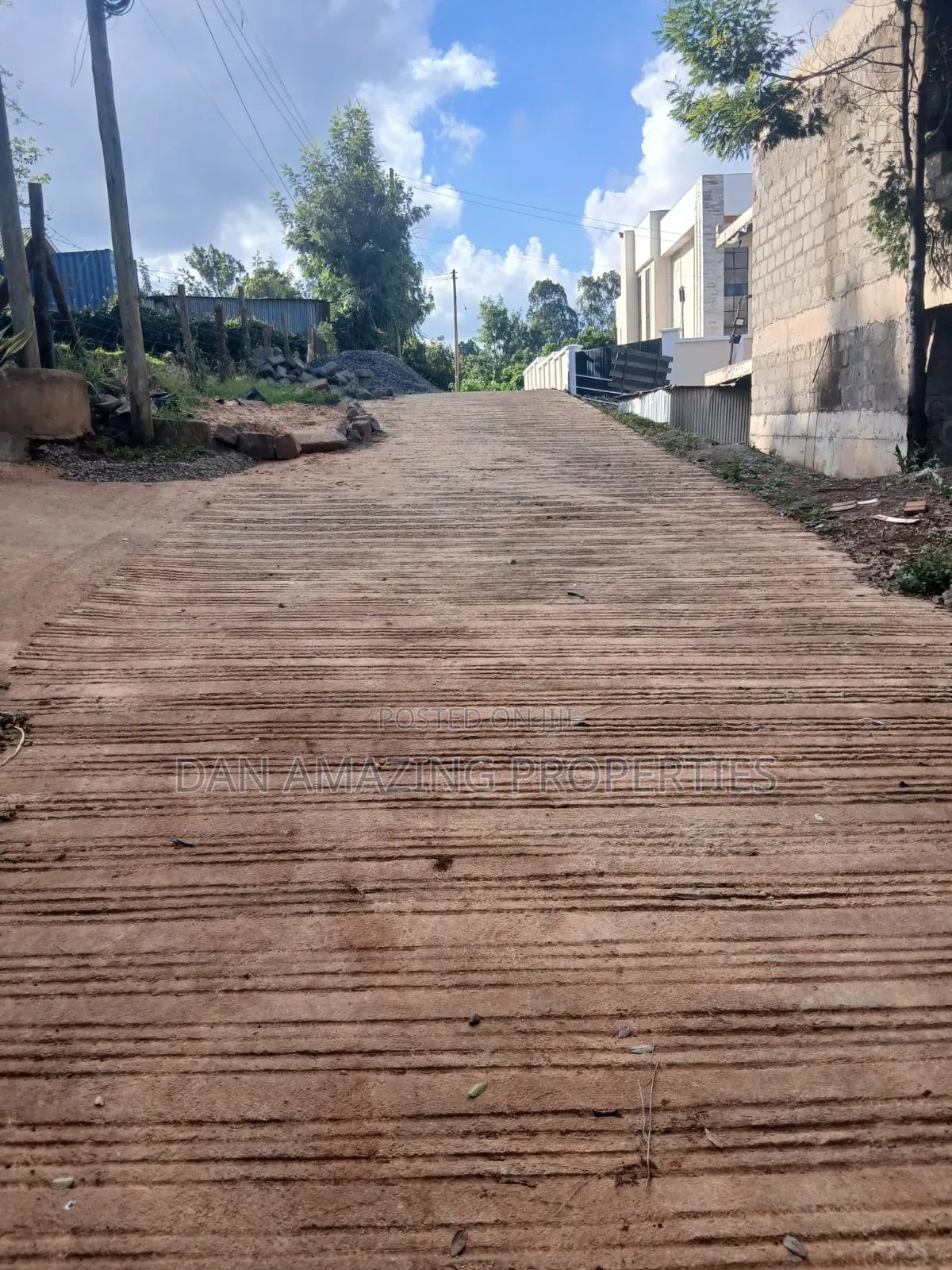 1/4 Acre Plot in Kerarapon Drive for Sale Subdivided Into 50 by 100 in Kerarapon