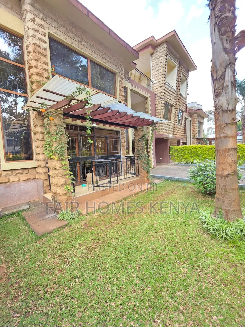 5bdrm Townhouse / Terrace in Convent Drive, Muthangari for rent in Muthangari
