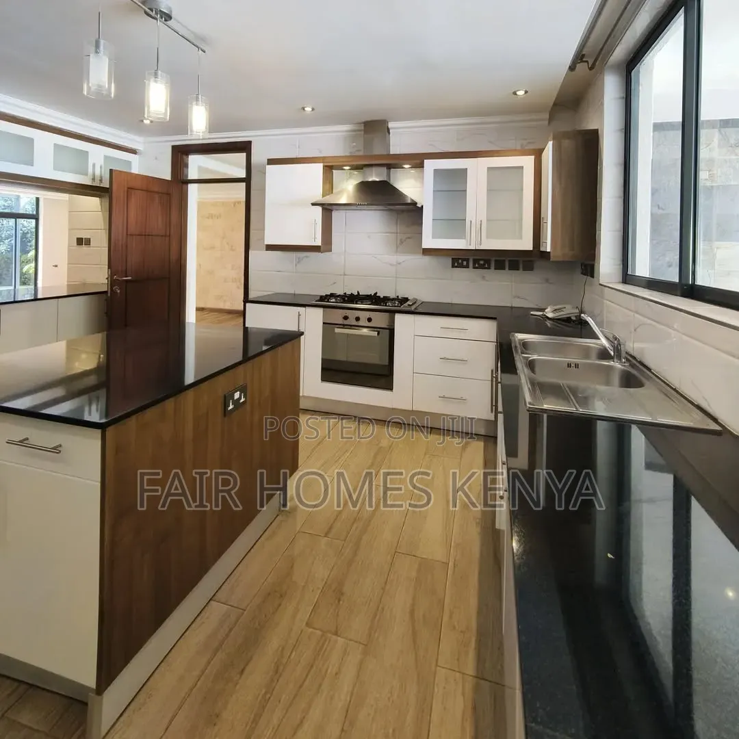 5bdrm Townhouse / Terrace in Lavington Green, Muthangari for rent in Muthangari
