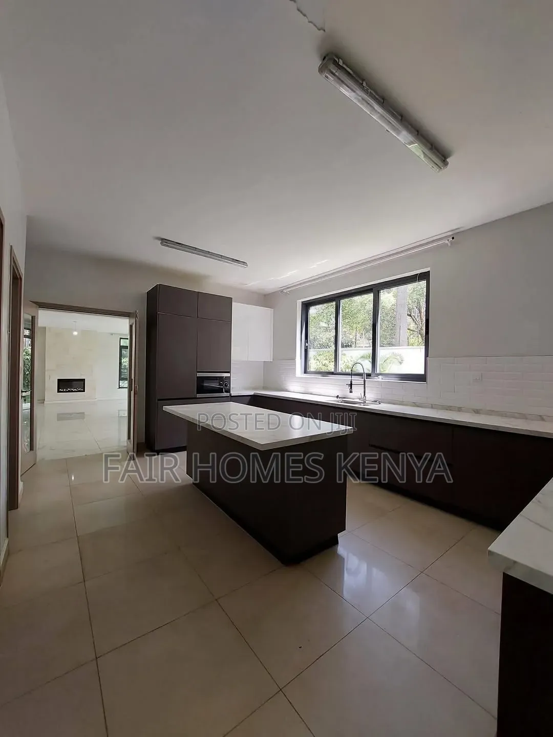 5bdrm Townhouse / Terrace in Muthangari Drive for rent in Muthangari