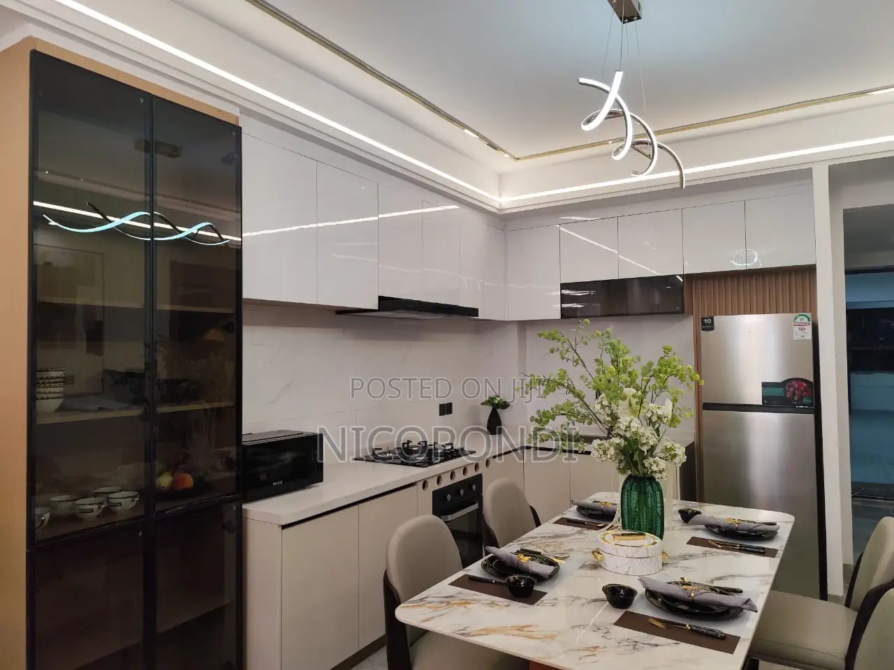 3bdrm Apartment in Lavington for sale in Lavington