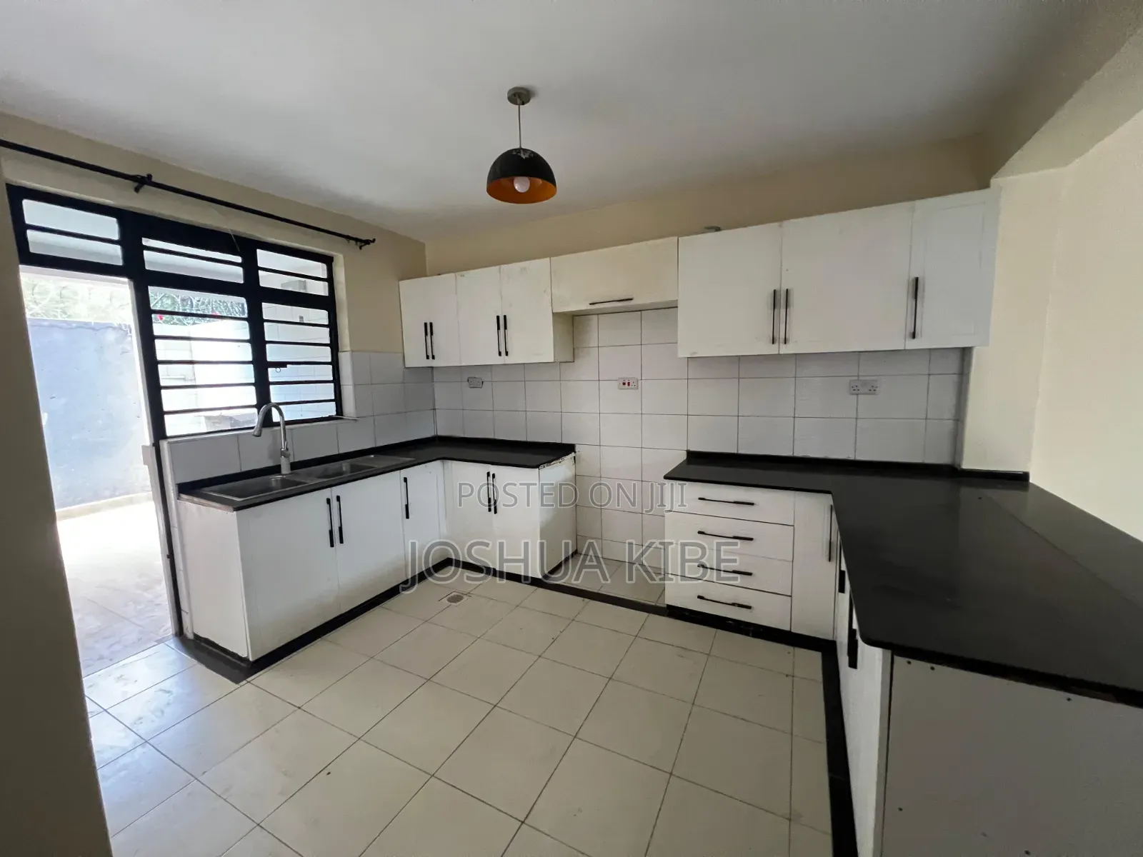 5bdrm Mansion in Membley Estate for rent in Membley Estate