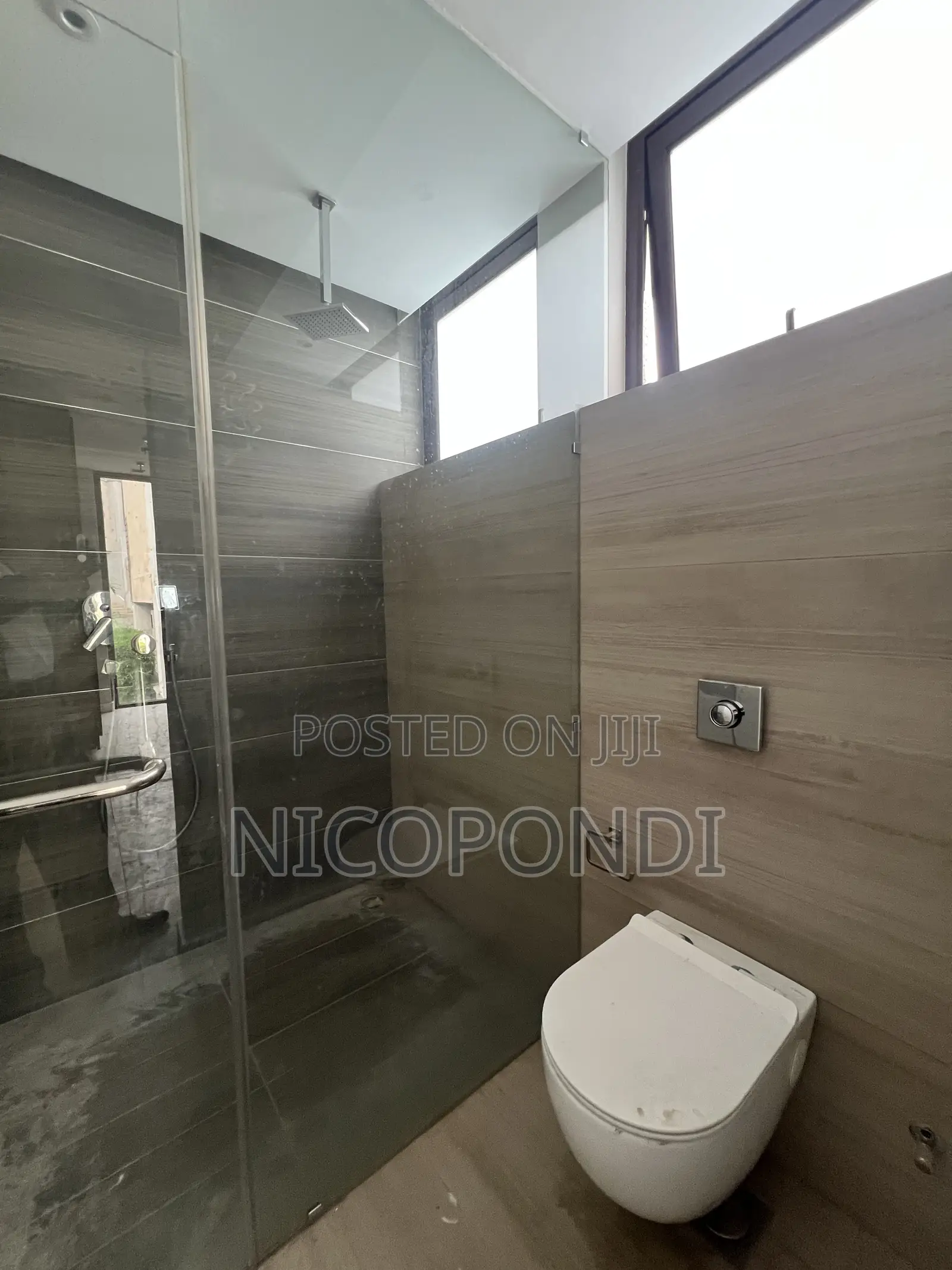 4bdrm Apartment in Lavington for sale in Lavington