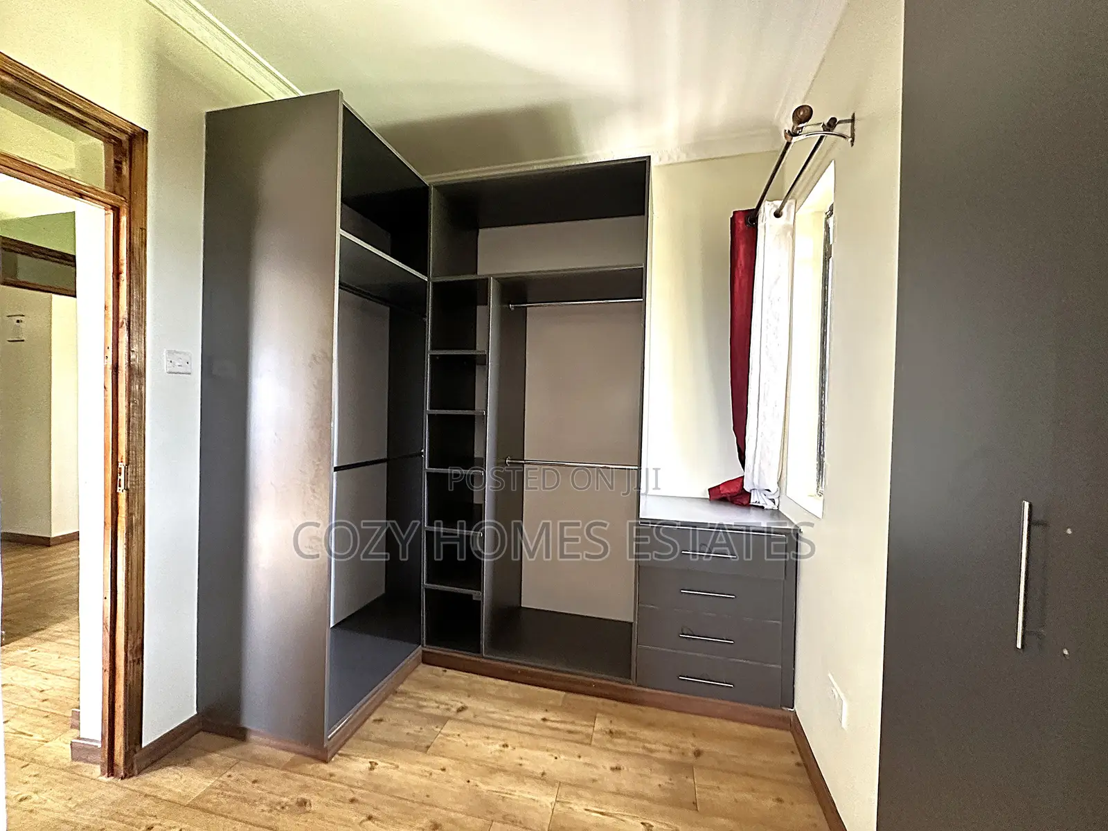 4bdrm Maisonette in Ondiri, Karai for sale in Karai