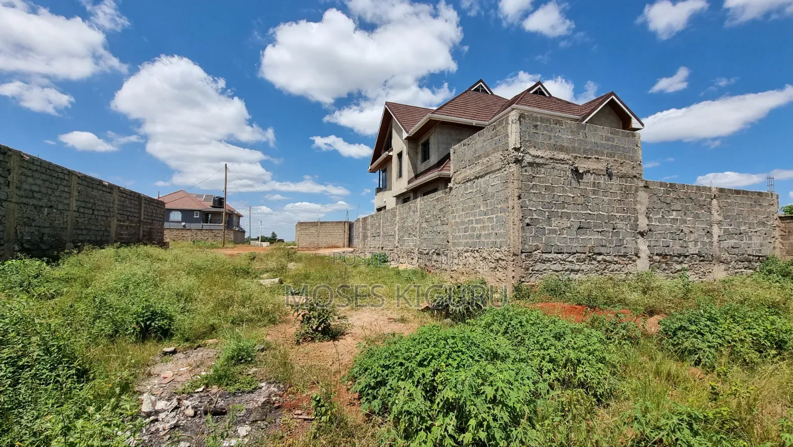 Tola 40x80 Plots. in Ngoingwa Estate